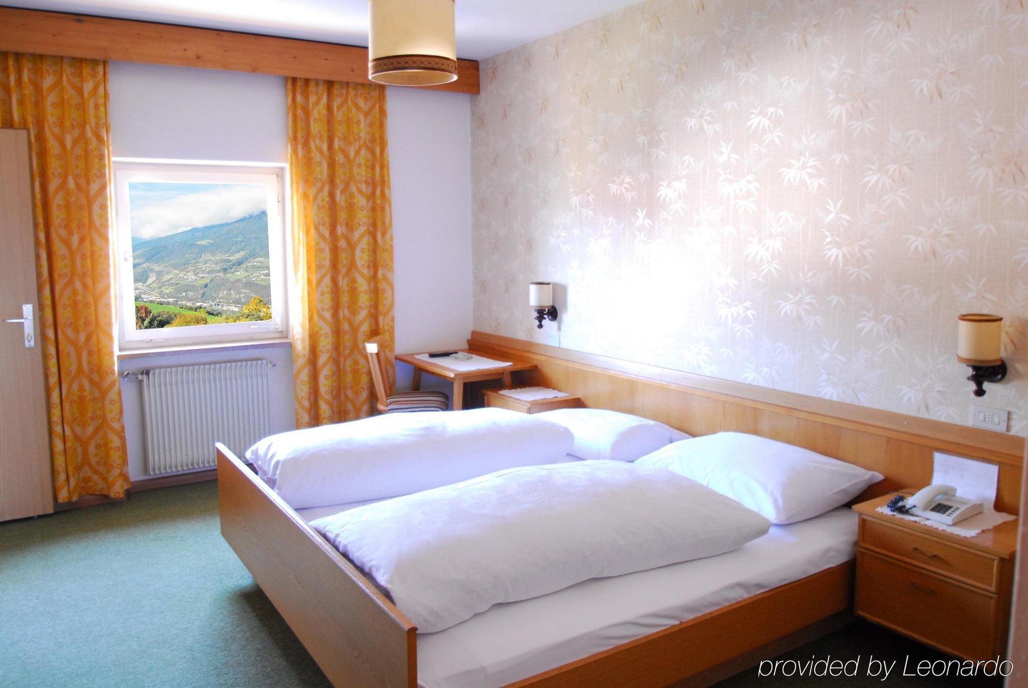 Panoramahotel Post Sant'Andrea in Monte الغرفة الصورة