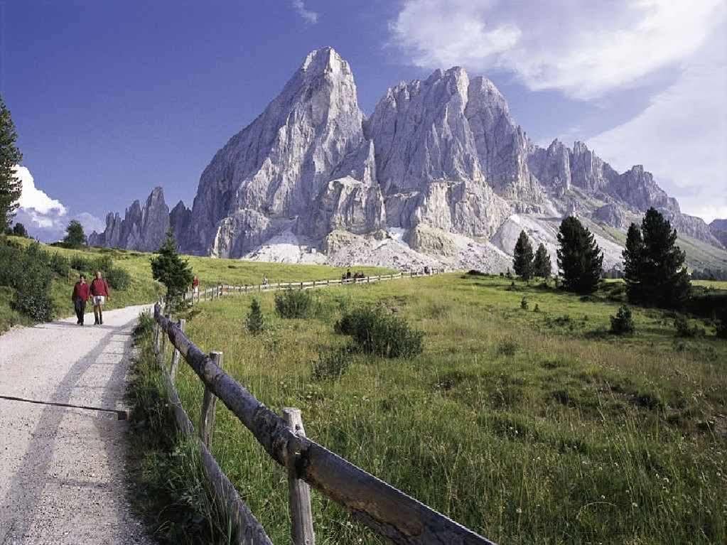 Panoramahotel Post Sant'Andrea in Monte المظهر الخارجي الصورة